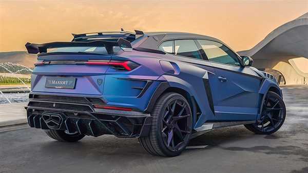 Ключевые особенности трехдверного Lamborghini Urus от Mansory